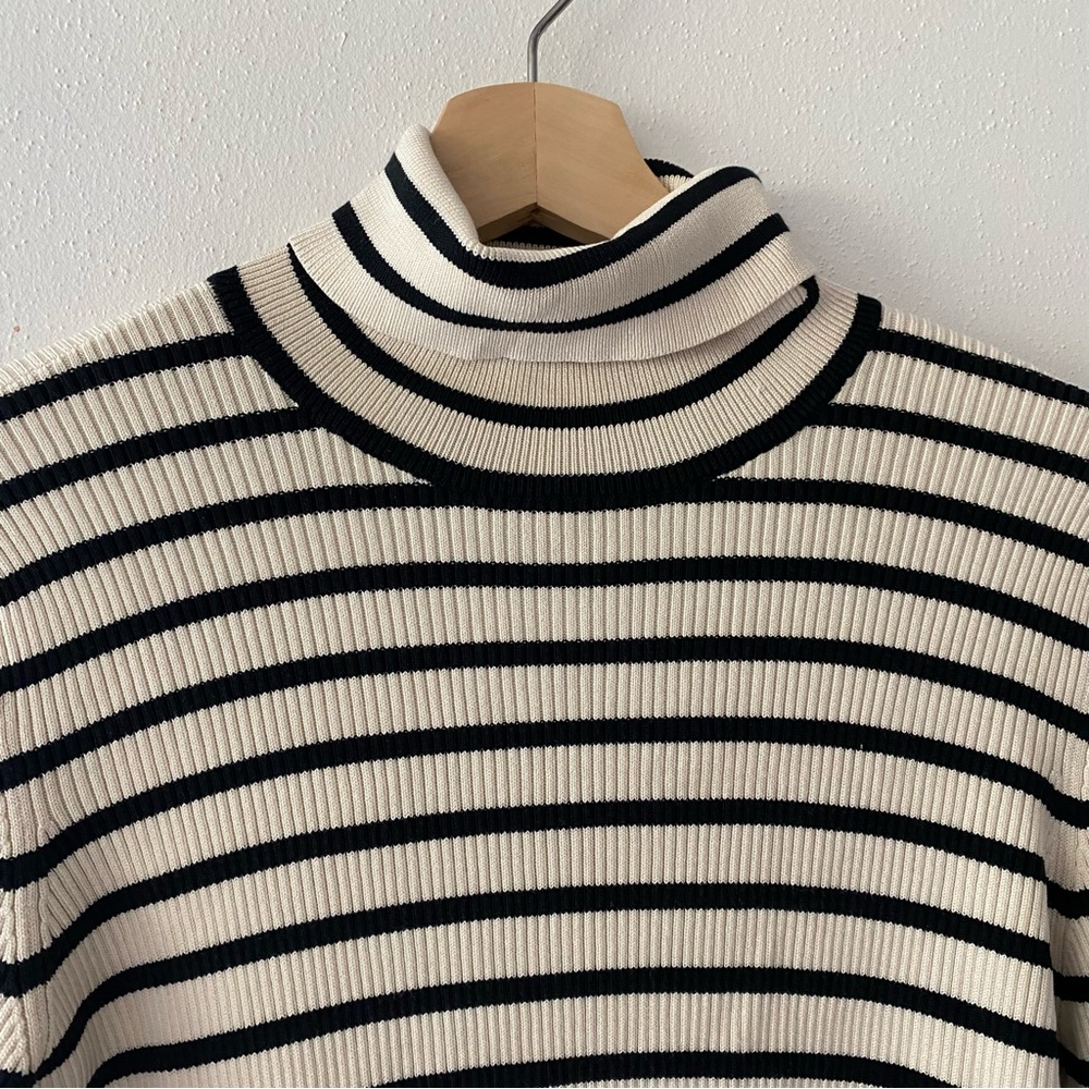 Garfield And Marks Silk Turtleneck - image 2